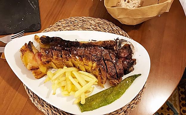 Imagen principal - La Taberna del Loco, especialistas en carnes maduradas