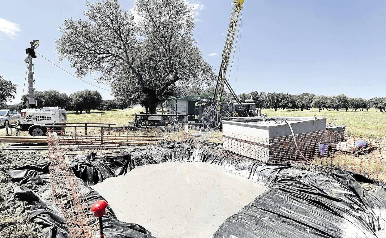 Prospecciones realizadas en la mina de Cañaveral, de donde saldrá el mineral para las baterías de litio. 