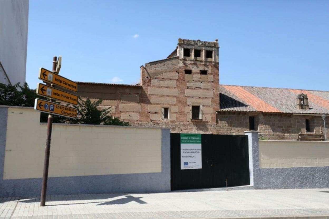 Convento de las Freylas de Santiago, junto a Santa Eulalia. 