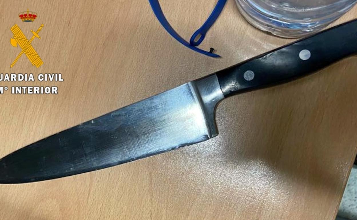 Un guardia civil fuera de servicio evita en Don Benito una agresión con un cuchillo