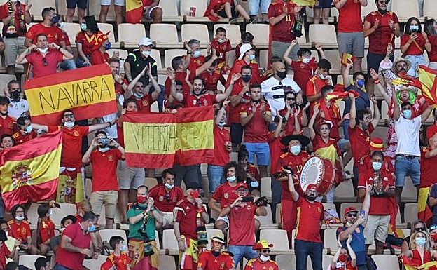 500 aficionados arroparán a España en el partido contra Suiza