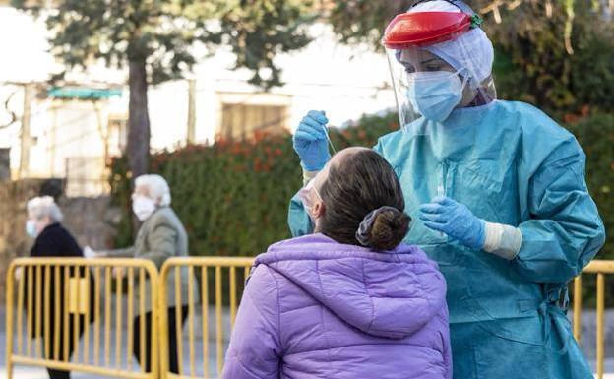 Coronavirus en Extremadura: Muere una mujer de 84 años por covid-19 tras veinte días sin fallecidos