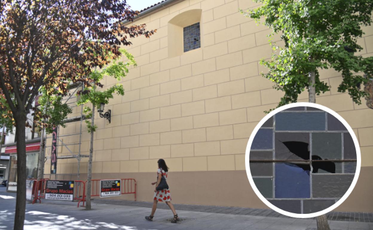 Fachada del convento de Las Descalzas y en detalle, la vidriera dañada. 