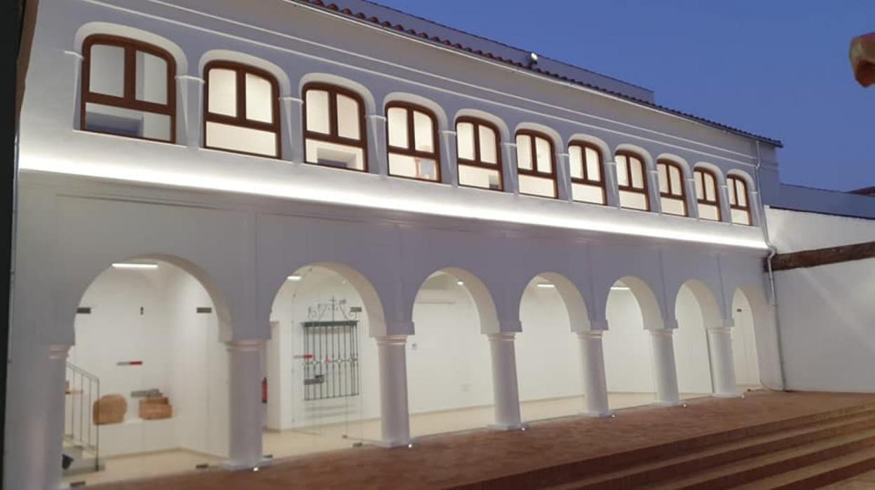 Hospital de San Miguel, nueva sede de la Biblioteca . 