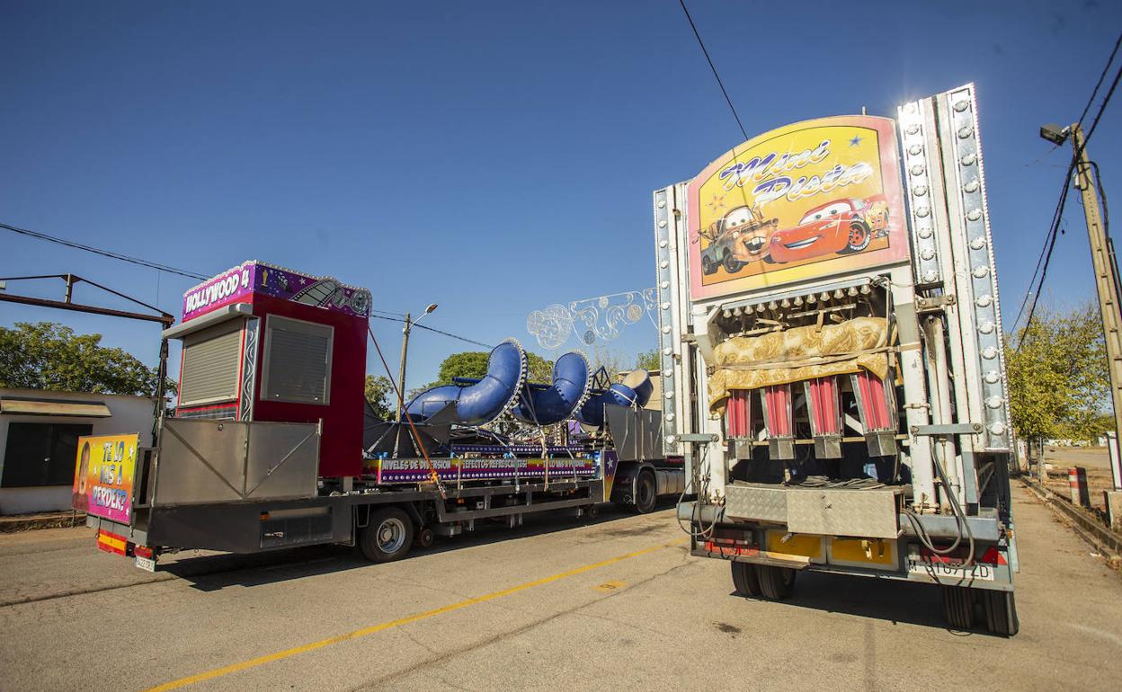 Las atracciones vuelven al recinto ferial de Cáceres más de dos años después