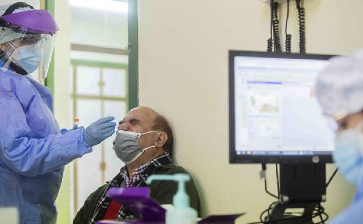 Coronavirus en Extremadura: La región registra el número de contagios más bajo desde junio en un día sin víctimas por covid