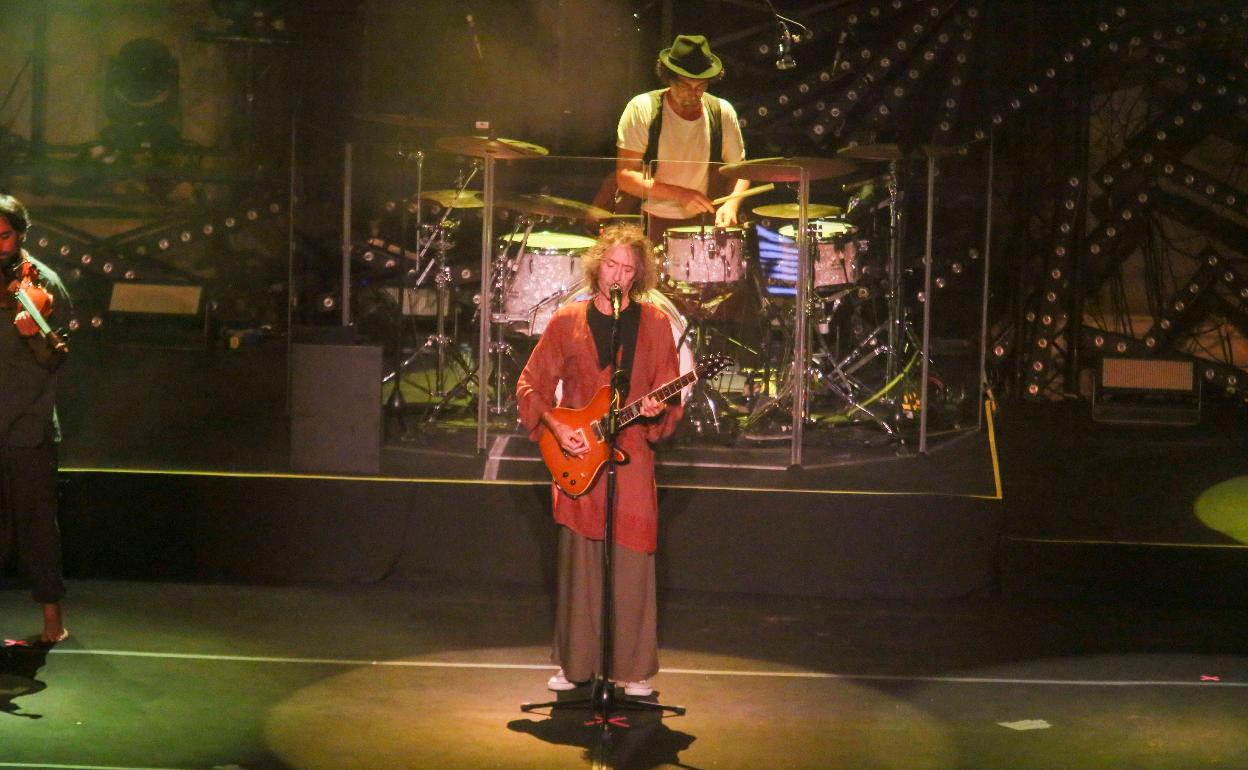 Robe durante su concierto en el Teatro Romano de Mérida, el pasado domingo. 