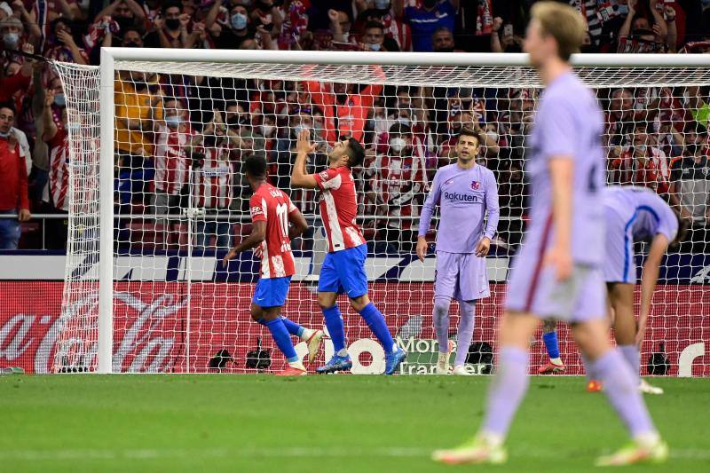 Fotos: Las mejores imágenes del Atlético-Barcelona