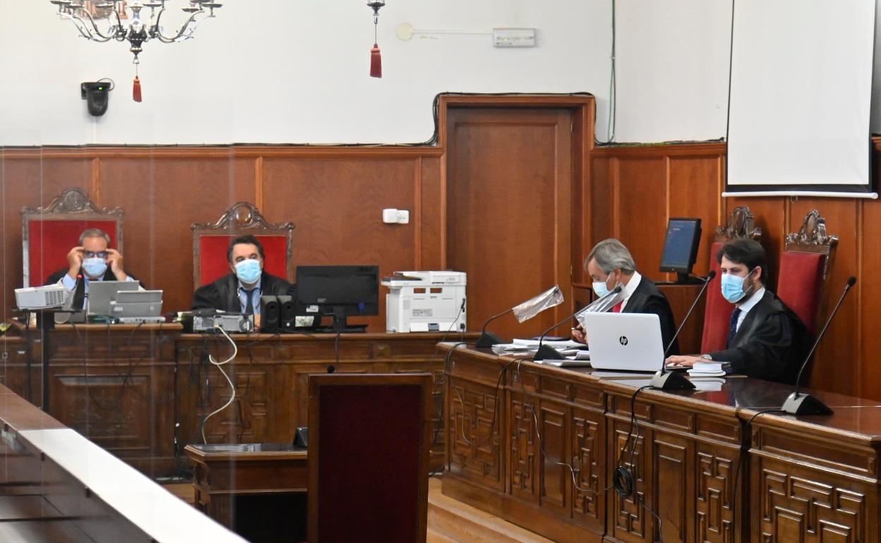 La vista se celebró en la Audiencia Provincial de Badajoz.