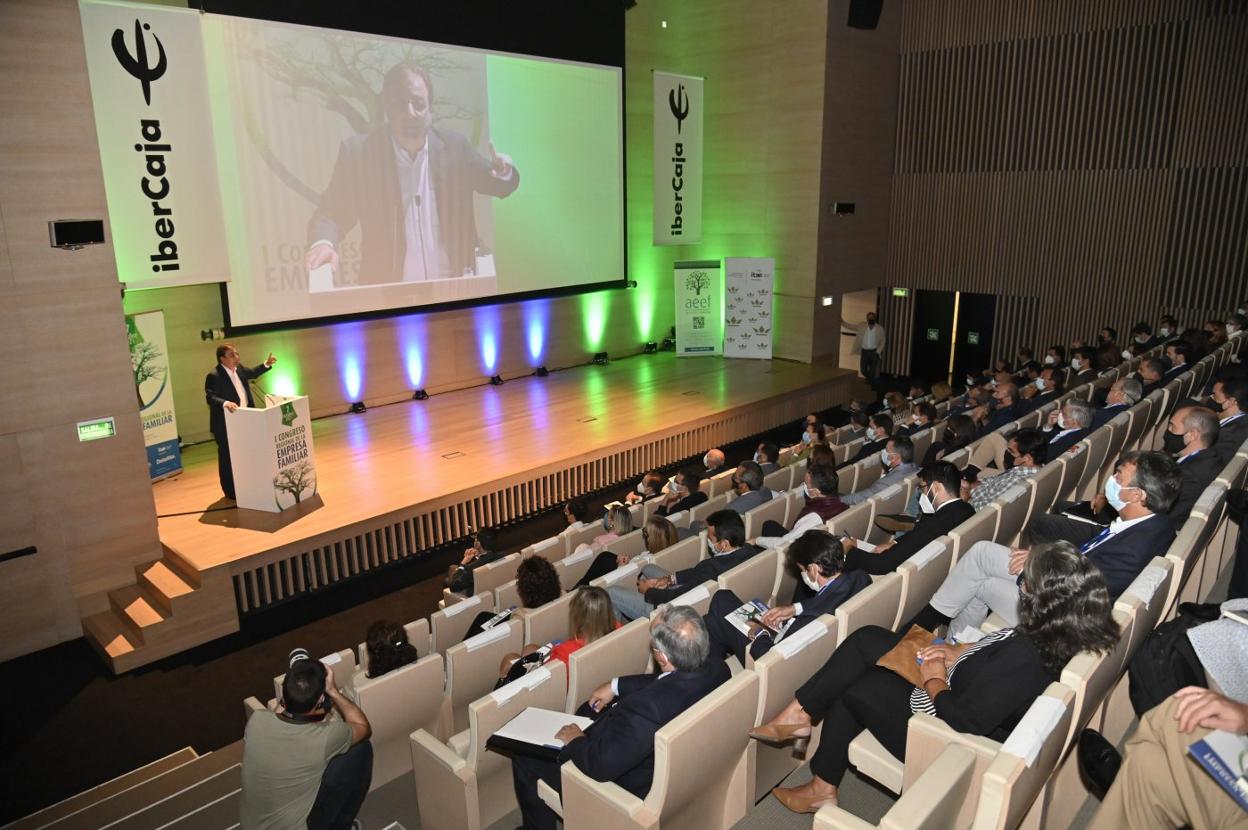 Nueve de cada diez empresas extremeñas son familiares