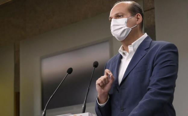 El PP ve una «falta de respeto» que la Junta presente los Presupuestos de Extremadura en mitad de un pleno