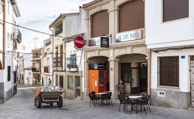 Bohonal de Ibor, a unos 20 minutos en coche de Castañar,