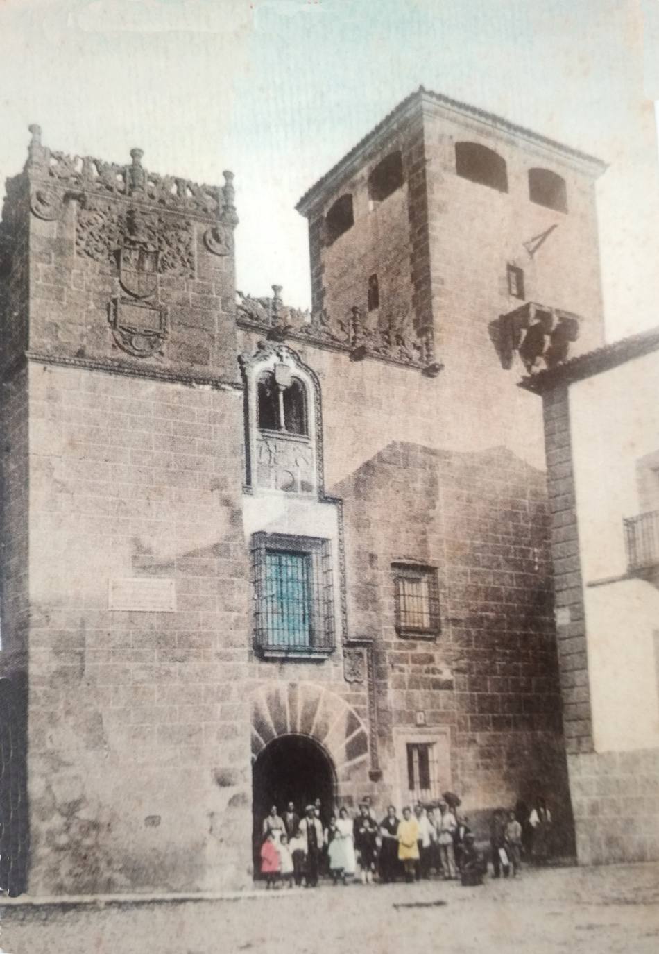 Fotos: El héroe Gómez Becerra, que casi muere dos veces por Cáceres