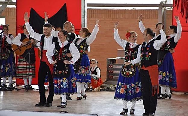 Asociación Folklórica 'Los Barrancos' de Campanario.