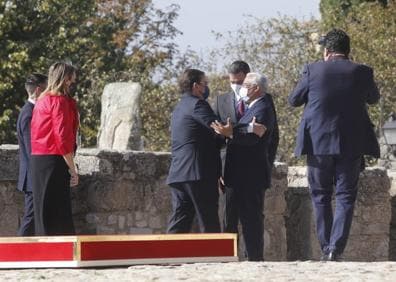 Imagen secundaria 1 - Cumbre hispano-portuguesa: Costa considera a Extremadura «estratégica» para las conexiones por tren con España