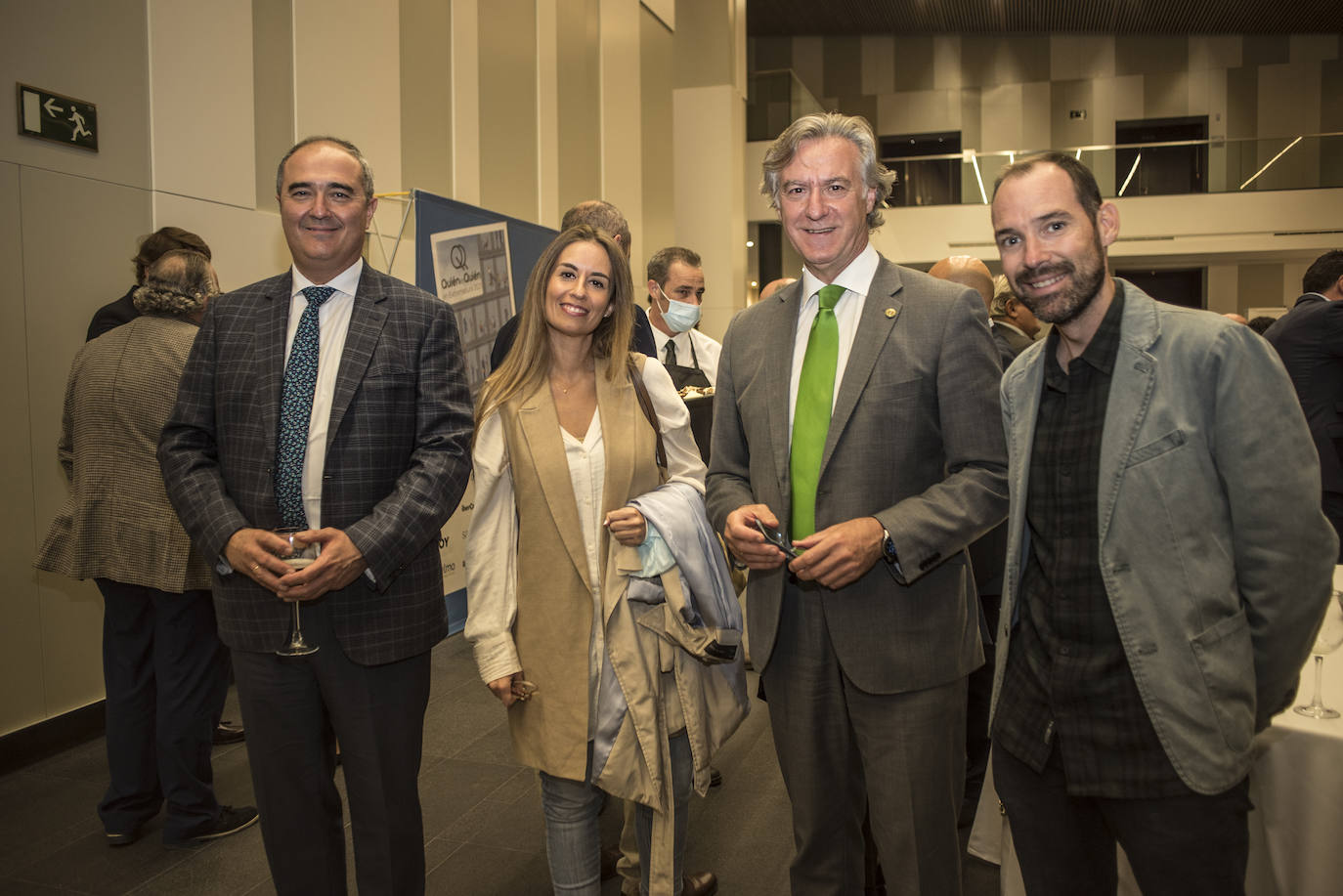 Fotos: Presentación de la revista Quién es Quién en Extremadura 2021, en imágenes