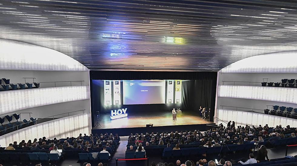 El palacio de congresos Manuel Rojas de Badajoz acogió a los asistentes a la entrega de los Extremeños de HOY.