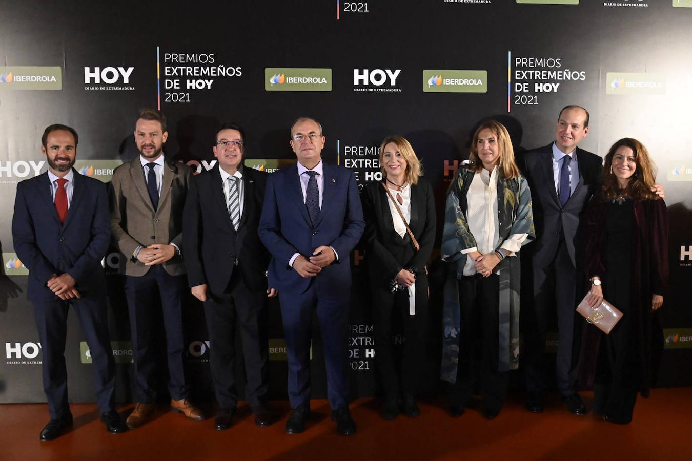 Juan Parejo, Luis Miguel Núñez, Fernando Manzano, José Antonio Monago, Cristina Teniente, Inmaculada Sánchez, Luis Alfonso Hernández y Agustina Rodríguez. 