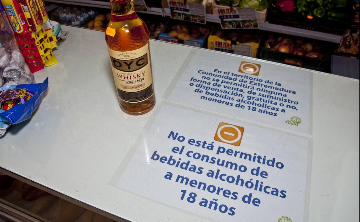 Multan tres veces a la misma tienda del Casco Antiguo de Badajoz por vender alcohol a menores
