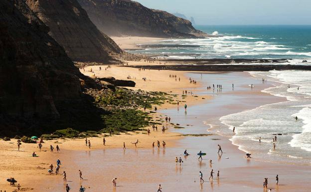 Vista de las preciosas playas de Ericeira. 