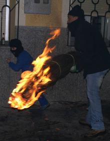 Imagen secundaria 2 - Hogueras y batalla del fuego de ediciones anteriores.