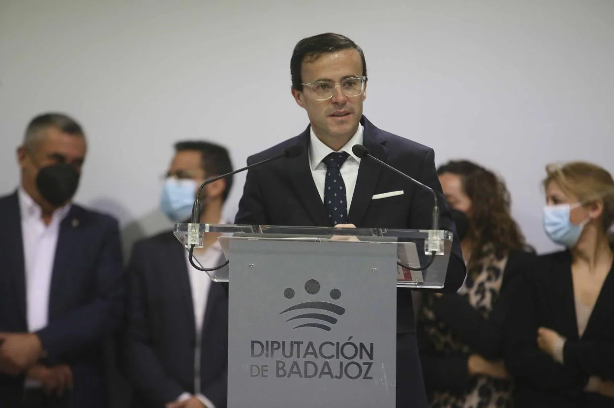 Miguel Ángel Gallardo, ayer, en Alange, en la presentación de los Presupuestos de la Diputación. 