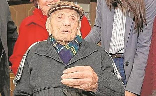 Francisco Núñez Olivera (fallecido en 2018), de Bienvenida, en su 113 cumpleaños.