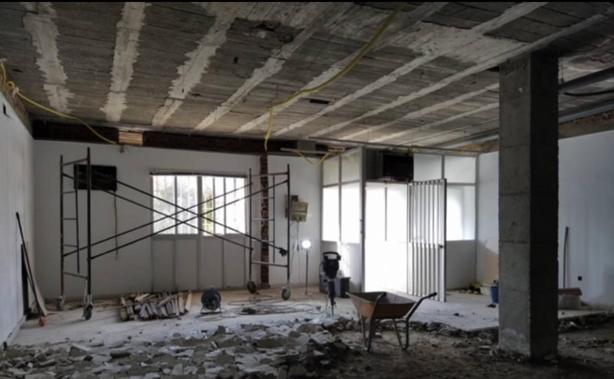 Trabajos iniciados en el interior del local de la calle Río Tíber. 