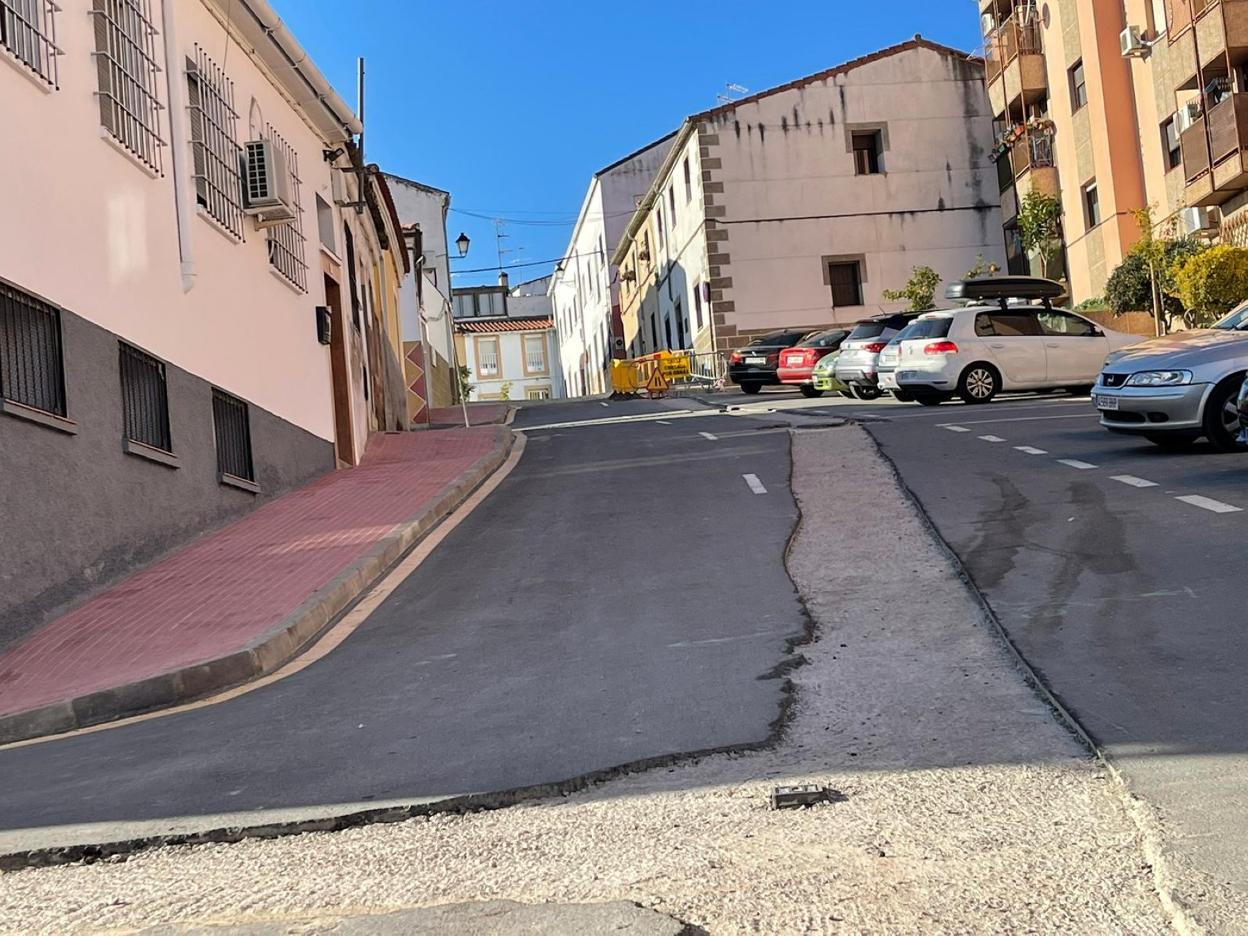 Estado de la calle Picadero, tras las obras y a la espera del asfaltado. 