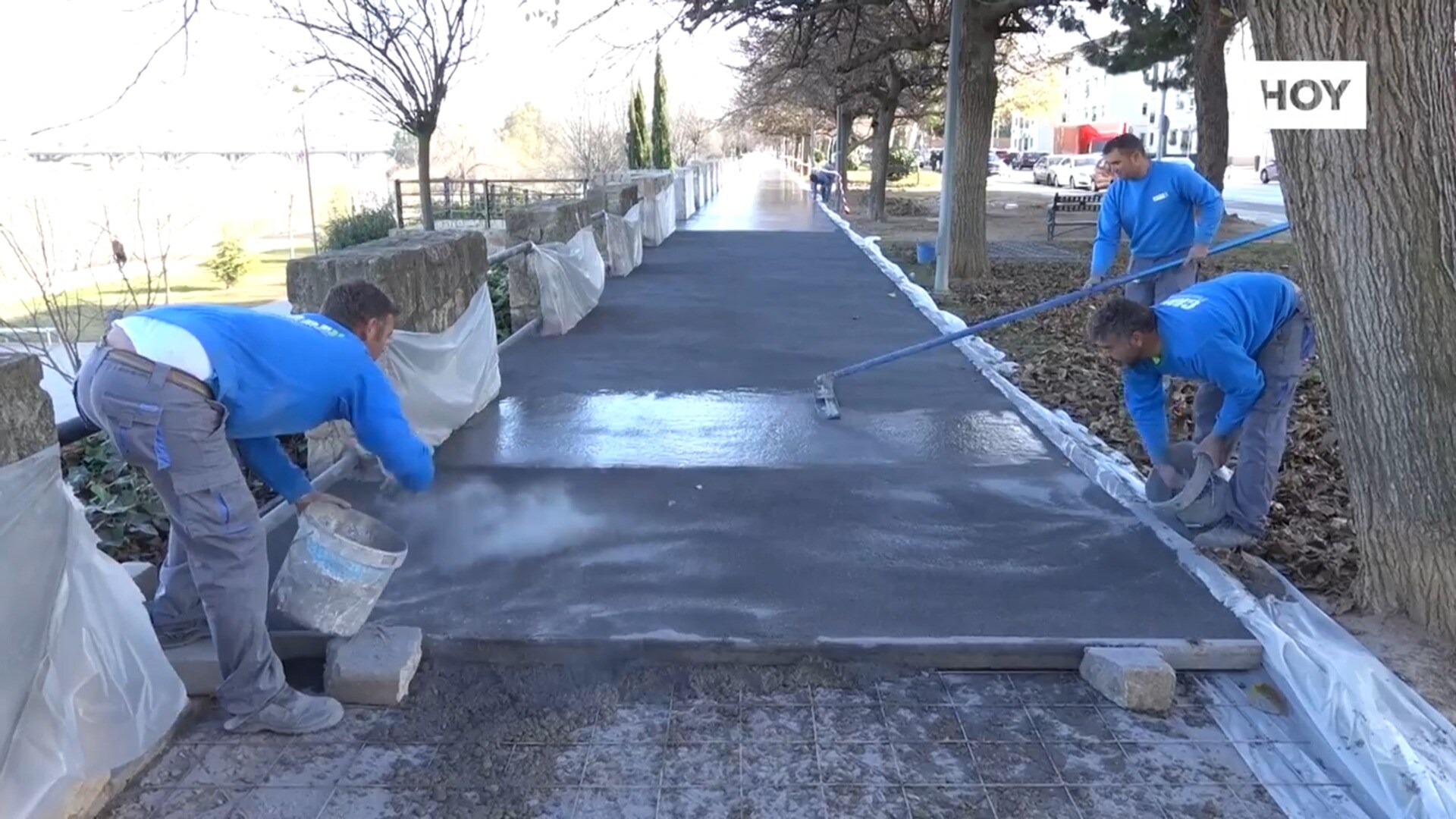 ​El nuevo carril bici del Paseo Fluvial atravesará la zona de jardines