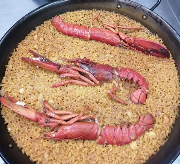 Arroz con bogavante seco de Los Arroces del Papa Buey.