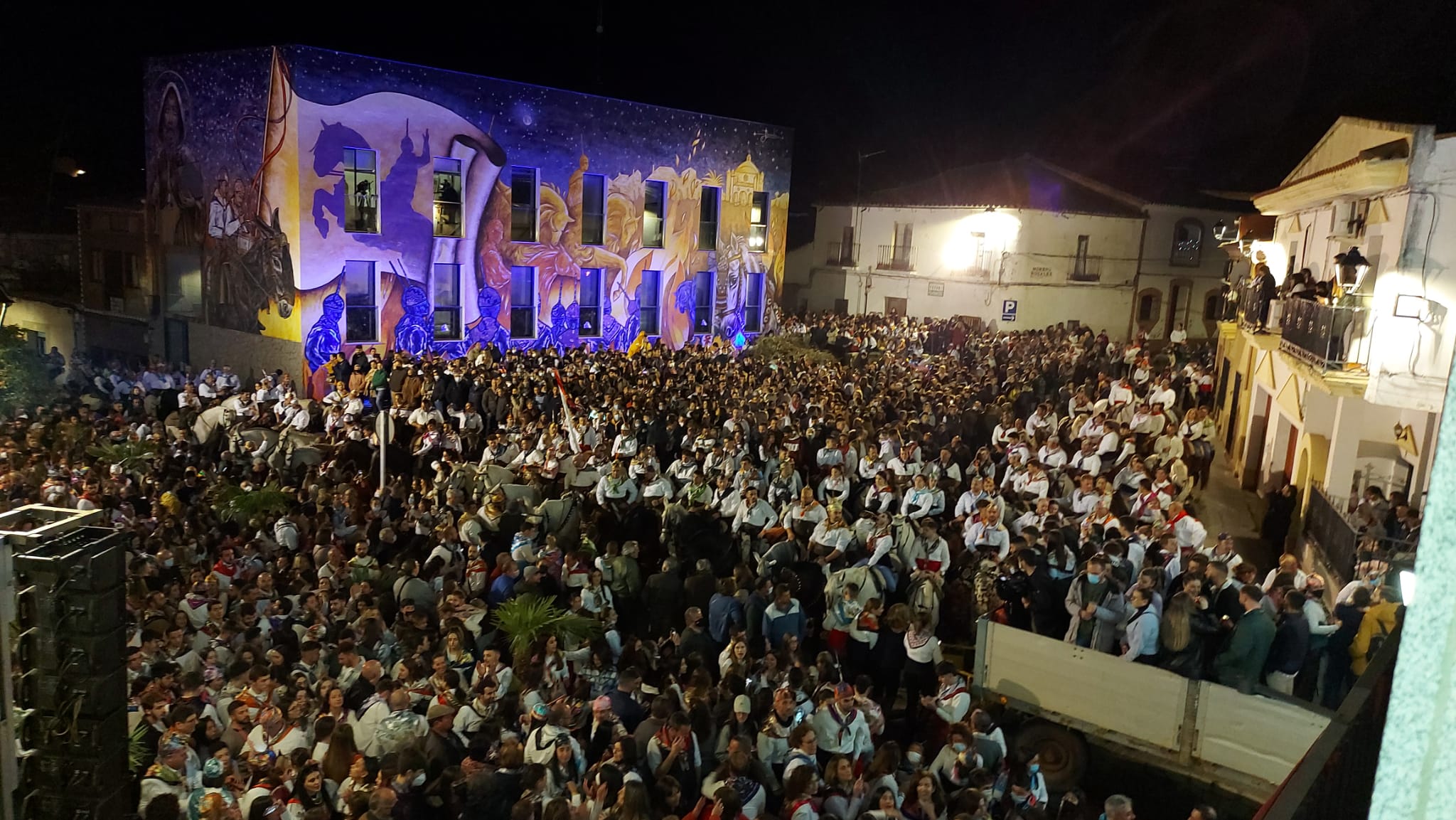 Fotos: La Encamisá de Navalvillar de Pela, un mes después