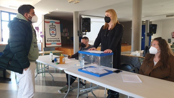 Fusión Don Benito-Villanueva: La participación definitiva es del 50,4% en Don Benito y del 58,9 % en Villanueva