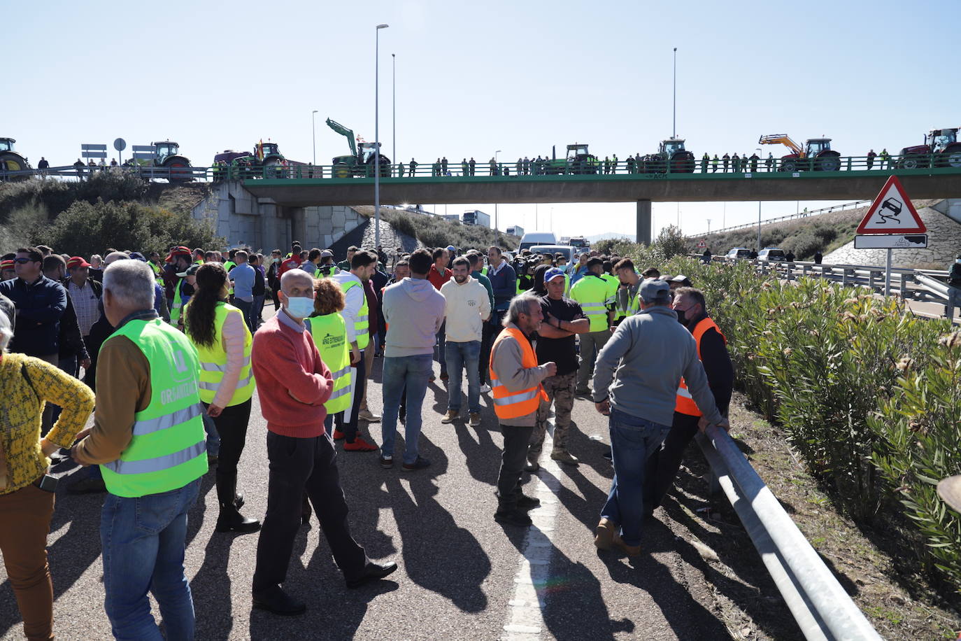 Fotos: Protesta de los agricultores en Miajadas