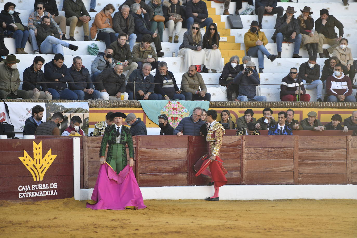 Fotos: Primer festejo de la Feria de Olivenza: Novillada con Carlos Domínguez, Manuel Perera y Eric Olivera