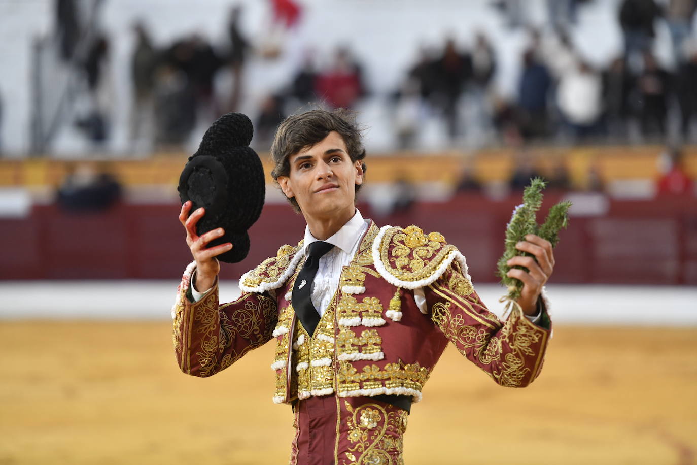 Fotos: Primer festejo de la Feria de Olivenza: Novillada con Carlos Domínguez, Manuel Perera y Eric Olivera