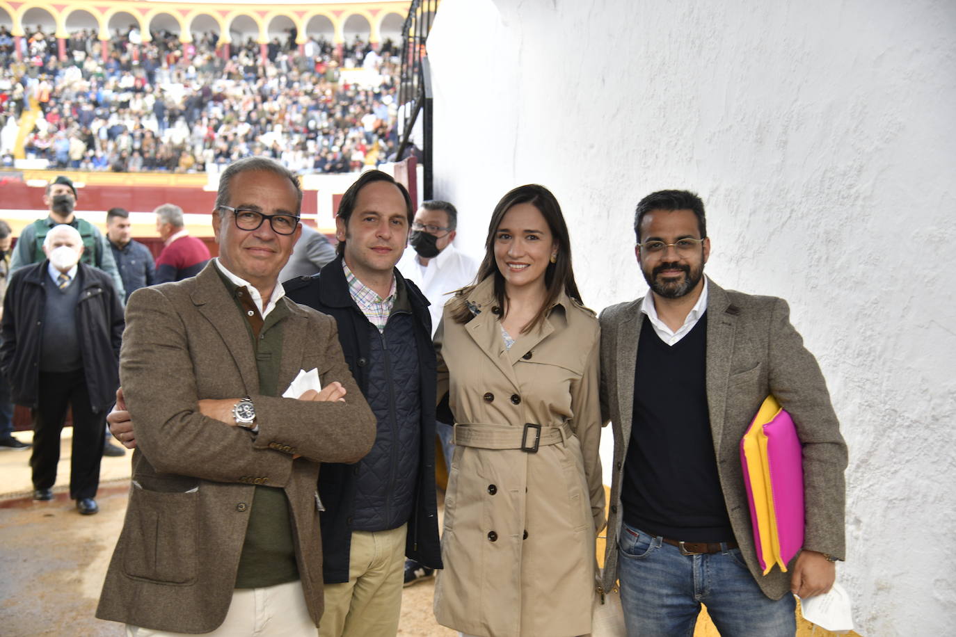 Fotos: La corrida de toros de Morante de la Puebla, José María Manzanares y Roca Rey, en imágenes