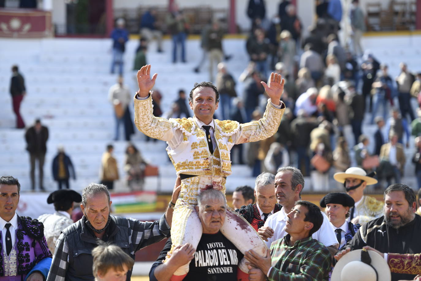 Fotos: La encerrona de Ferrera con seis toros de Victorino, en imágenes