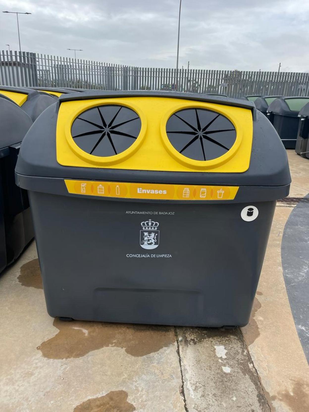 Los nuevos contendores tienen un acceso más fácil. 