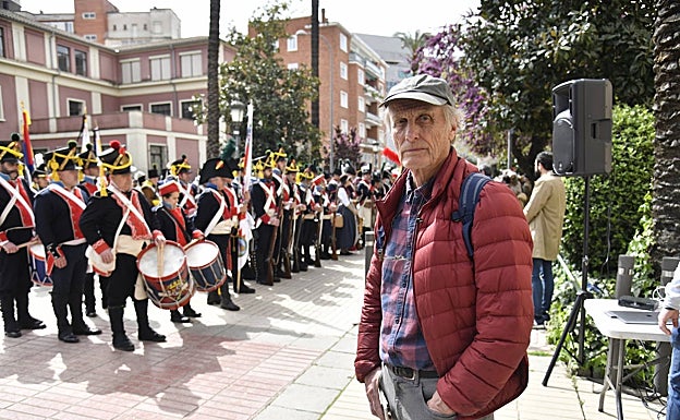 «He venido a conocer las murallas donde mi tatarabuelo defendió Badajoz»