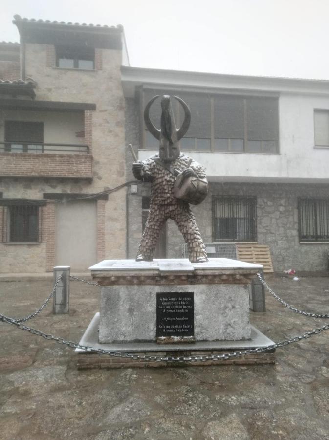 Fotos: Nieve caída en la zona de las Villuercas en pleno mes de abril