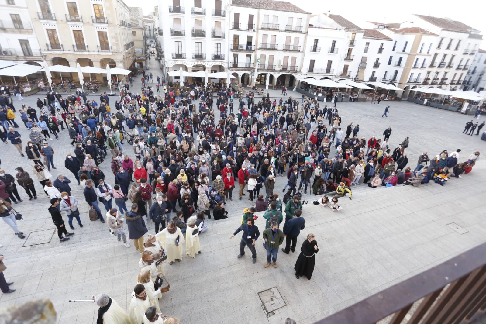 Fotos: Cientos de cacereños siguen la Pasión Viviente