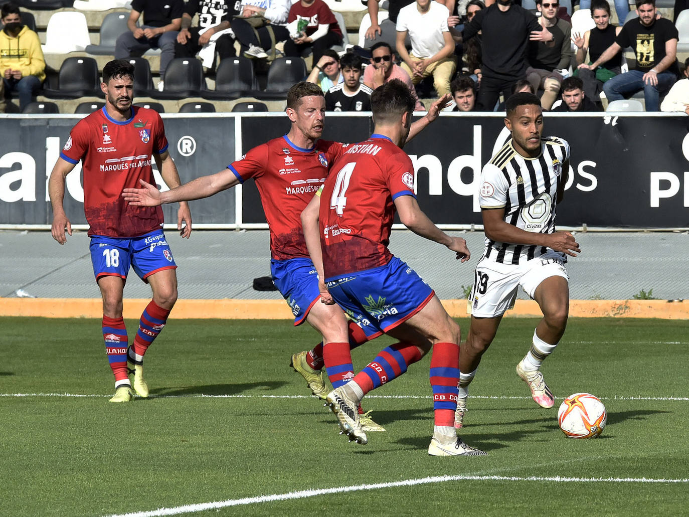 Fotos: El partido del Badajoz contra el Calahorra, en imágenes