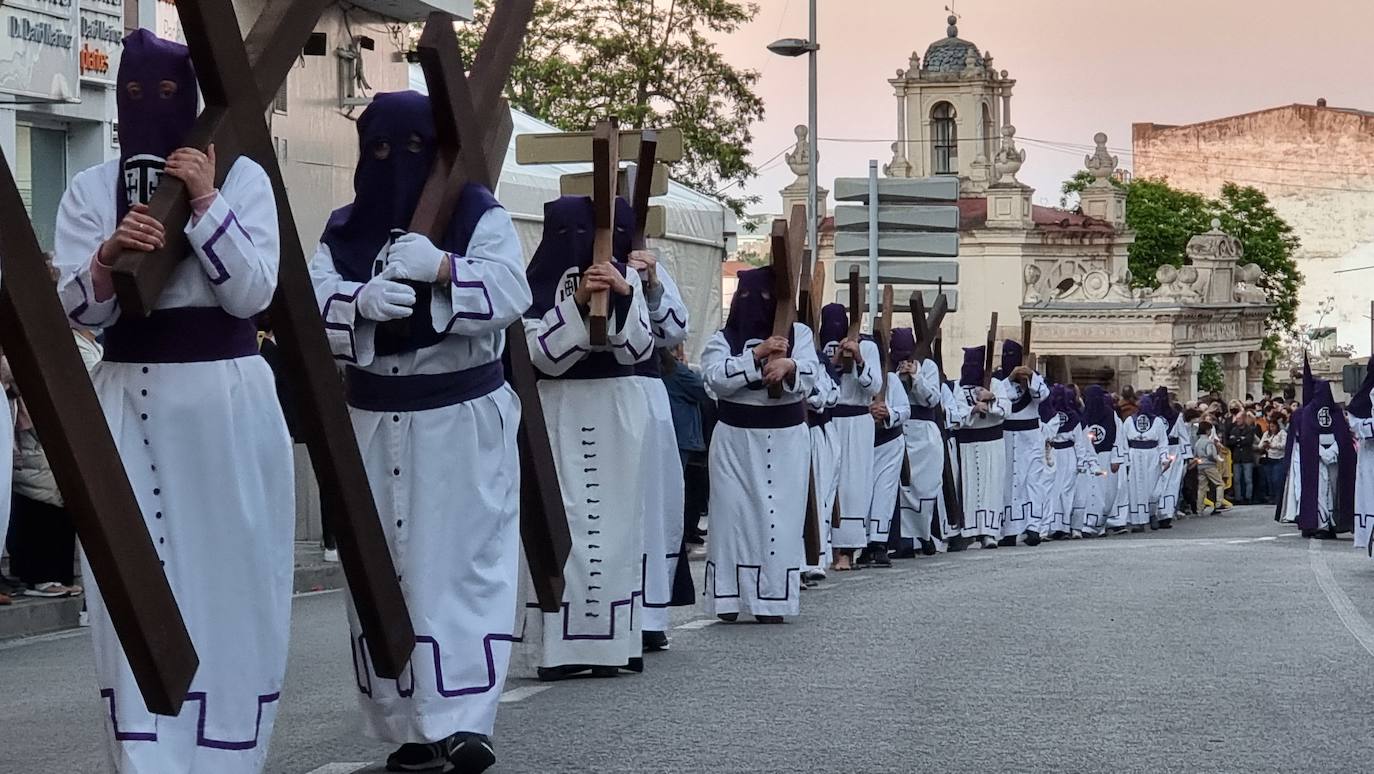 Los castillos saliendo de Santa Eulalia