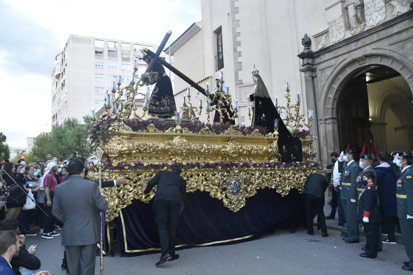El trabajo bien hecho se puso de relieve en las procesiones del miércoles