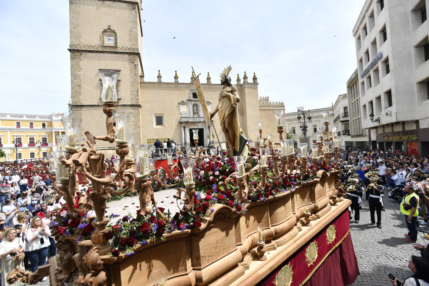 Fotos: Domingo de Resurrección en Badajoz