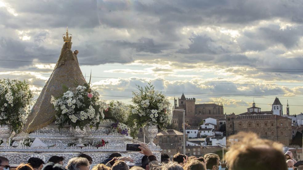 Imágenes de la bajada de la Virgen de la Montaña