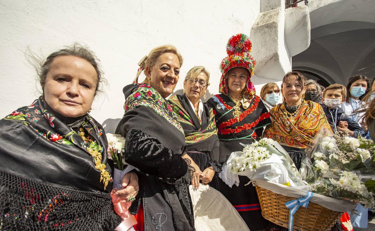 Integrantes del grupo de folk Trébol. 