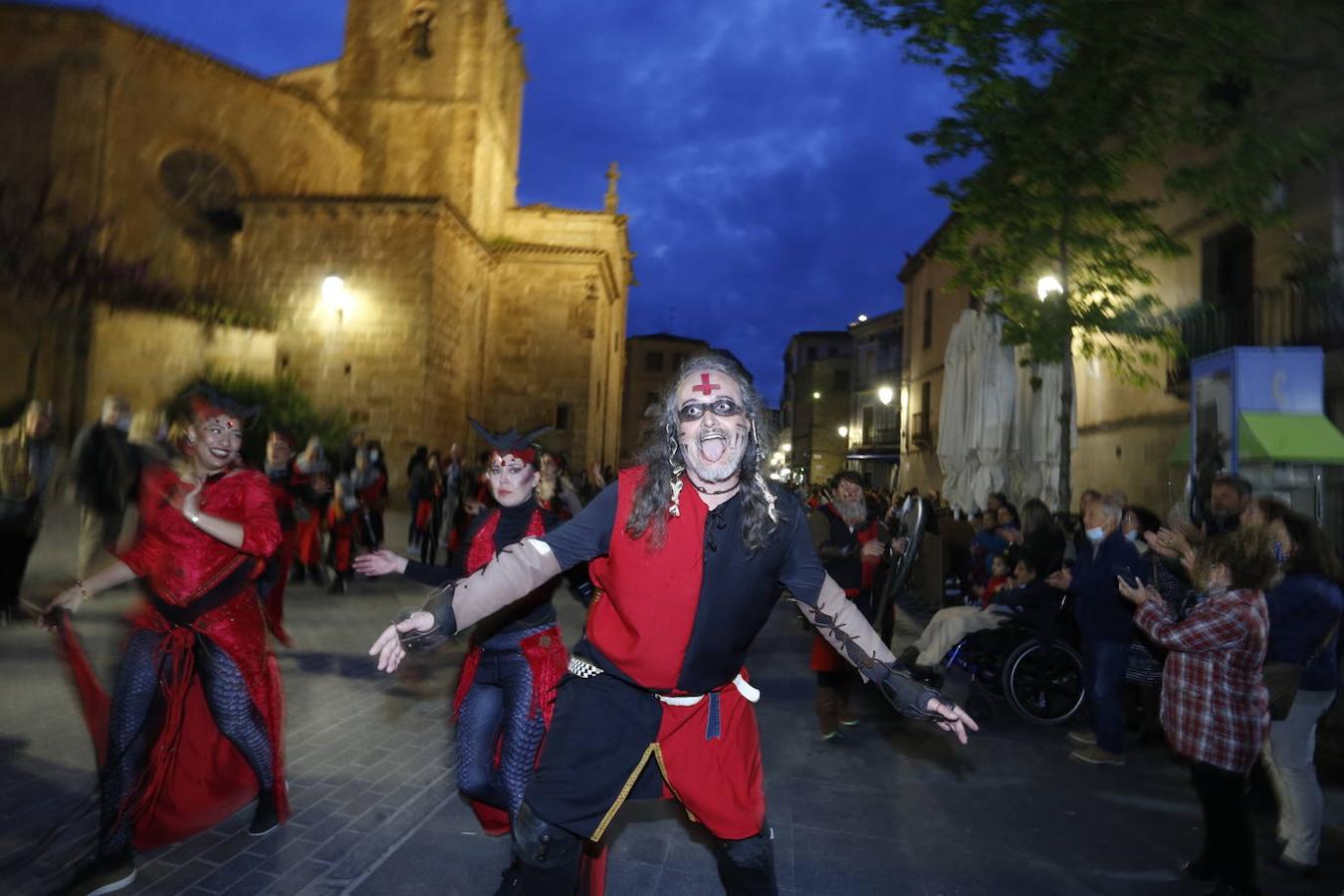 Fotos: El desfile de San Jorge de Cáceres, en imágenes