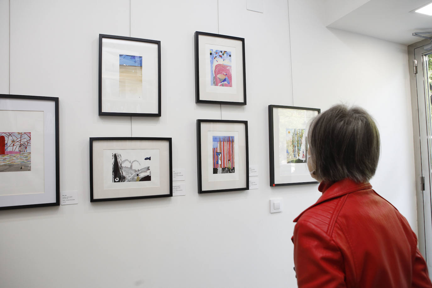 Exposición de Adonay Kustanilló en La Lente y el pincel.